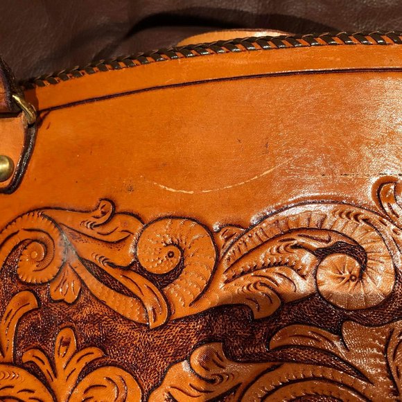 Hand tooled leather tote bag - Picture 9 of 10